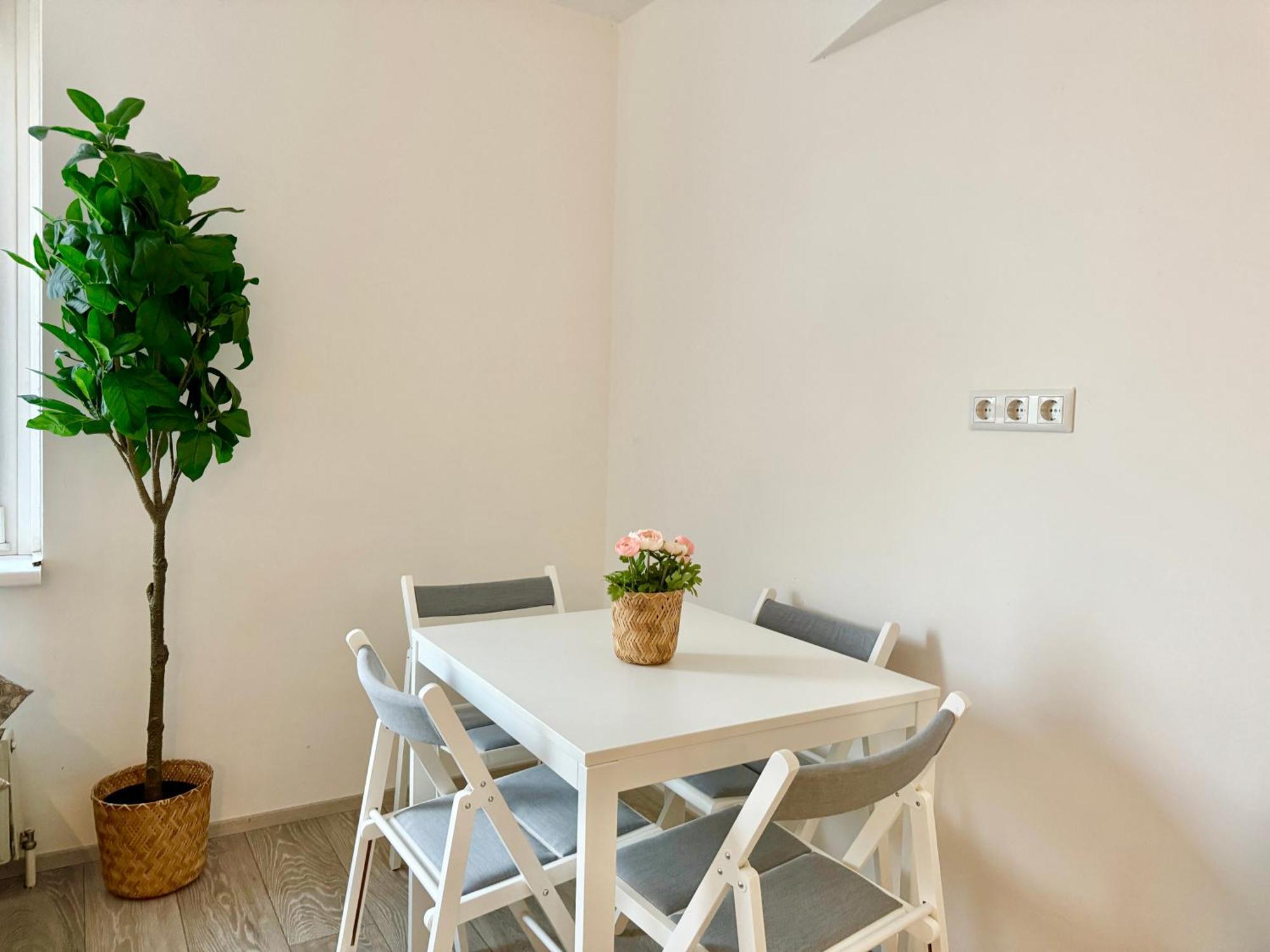 Prime Suites Near Schoenbrunn Castle Wenen Buitenkant foto