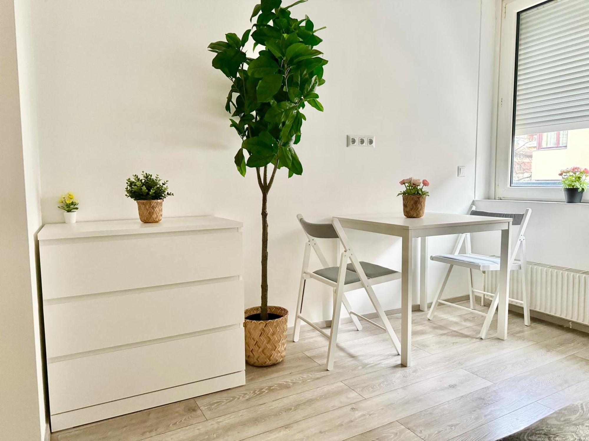Prime Suites Near Schoenbrunn Castle Wenen Buitenkant foto